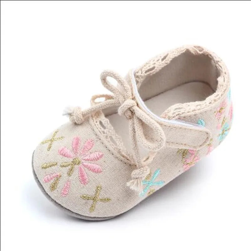 New Lovely Flower Baby Shoes Infants Girls Soft Sole First Walkers Anti-slip Newborn Girls Princess Shoes