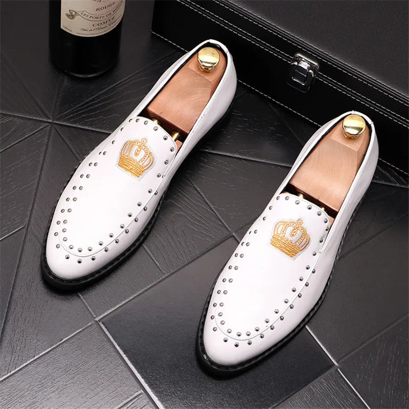 New Luxury Royal Style Men Handmade Embroidery Crown Pattern Exotic Designer Loafers FashionBrand Casual Wedding Dress Shoes