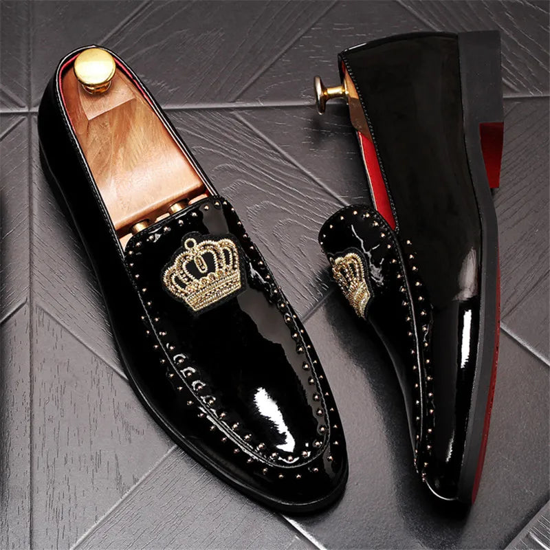 New Luxury Royal Style Men Handmade Embroidery Crown Pattern Exotic Designer Loafers FashionBrand Casual Wedding Dress Shoes