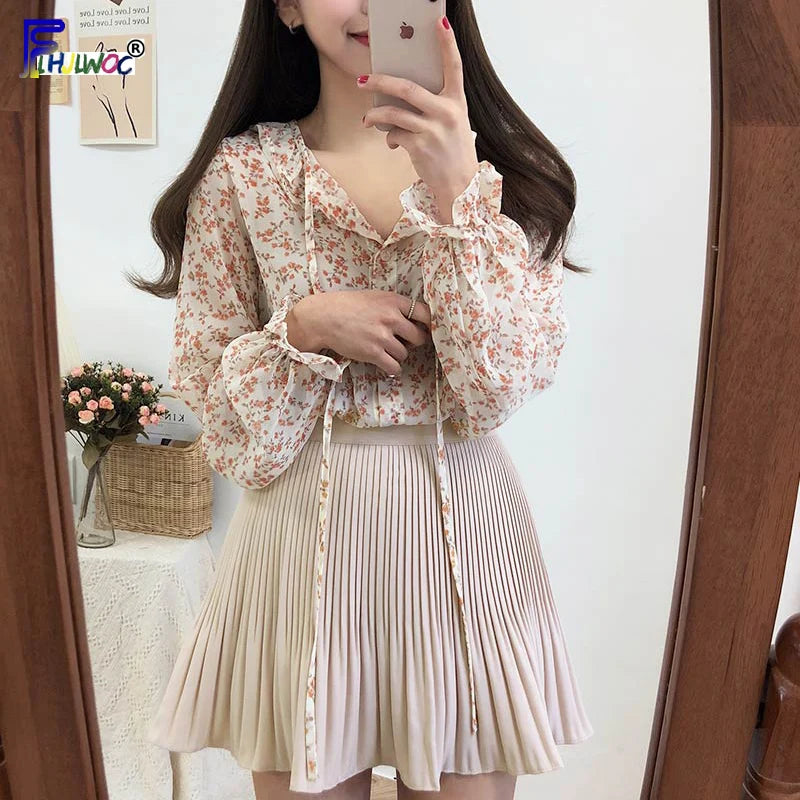 Summer Mini Skirts Women Fashion Preppy Style Girls Cute Sweet A Line Skirt Black White Elastic Waist High Pleated Mini Skirt