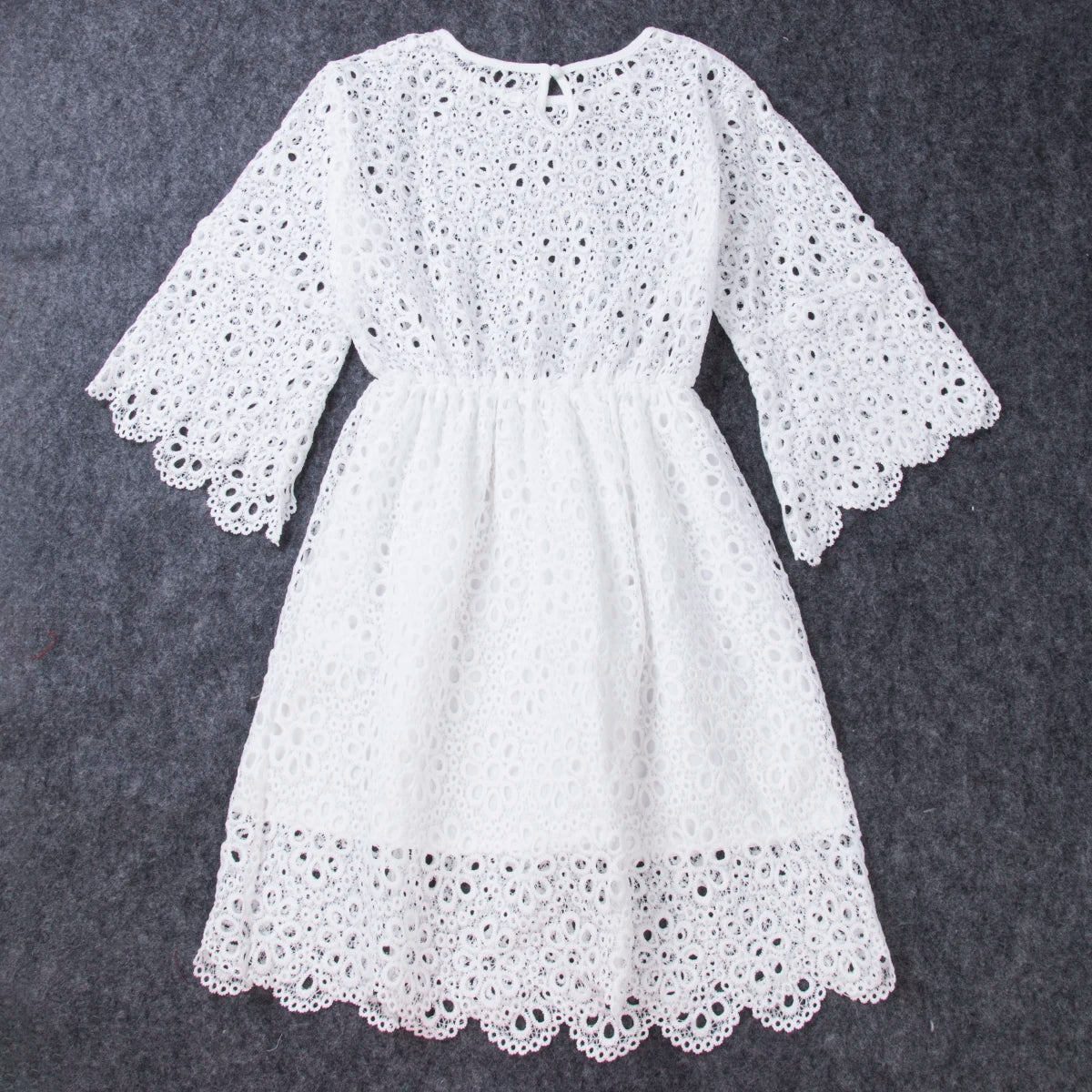 Fashion Family Matching Clothes Mother Daughter Dresses White Hollow  Floral Lace Dress Mini Dress Mom Baby Girl Party Clothes