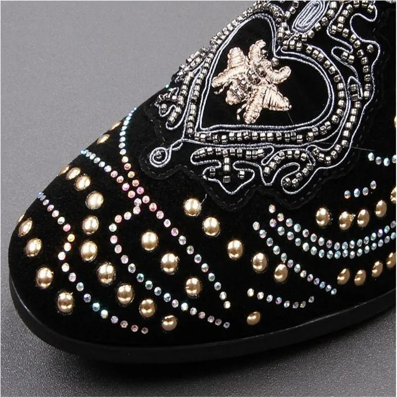 2024 Hot Sale Men's Comfortable Loafers Rhinestone Rivet Pointed Men Formal Shoes Men's Wedding Party Flat Shoes Plus 38-44