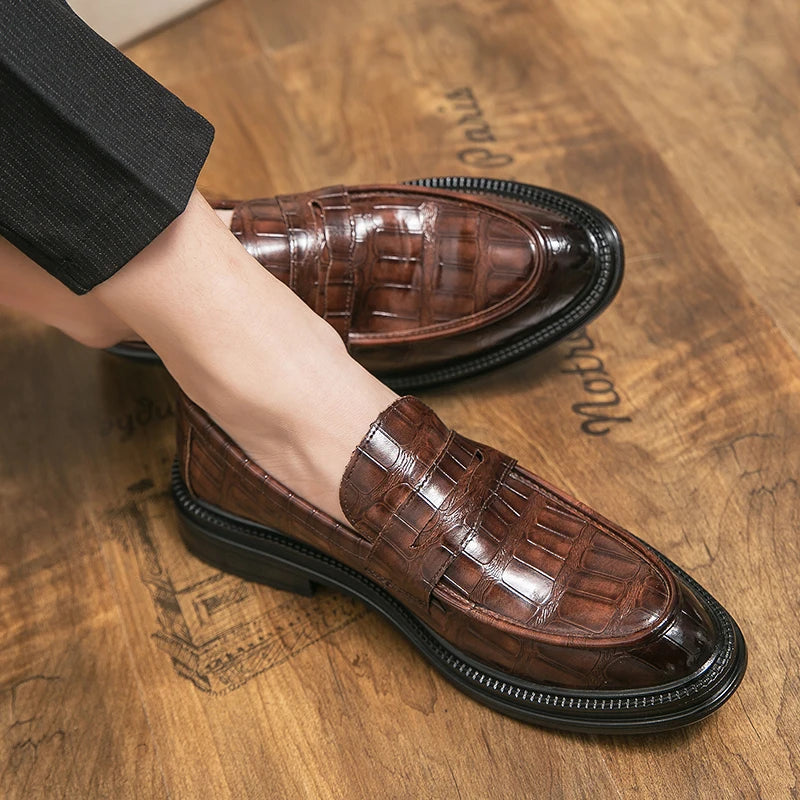 Crocodile Pattern Fashion Loafers Brand Men's Shoes New Sequins Men's Business Casual Shoes with Metal Platform Oxford Shoes