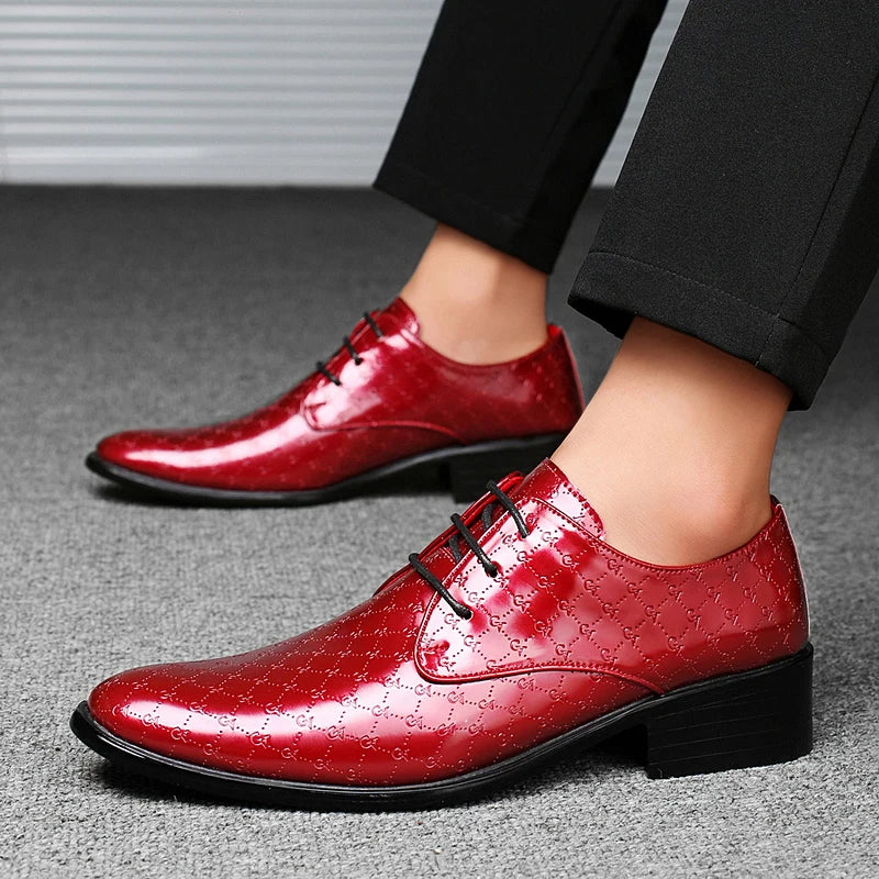 2023 New Fashion Dress Shoes Men Red Wedding Oxfords Groom Shoes Pointed Toe Male Luxury Brand Party Evening Footwears