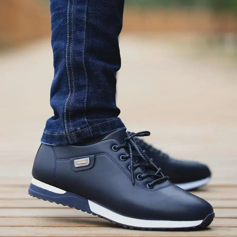 Men's Casual Shoes Fashion Leather Business Outdoor Sports Shoes Soft Bottom Sneakers Male Walking Flat Footwear Zapatos Hombres