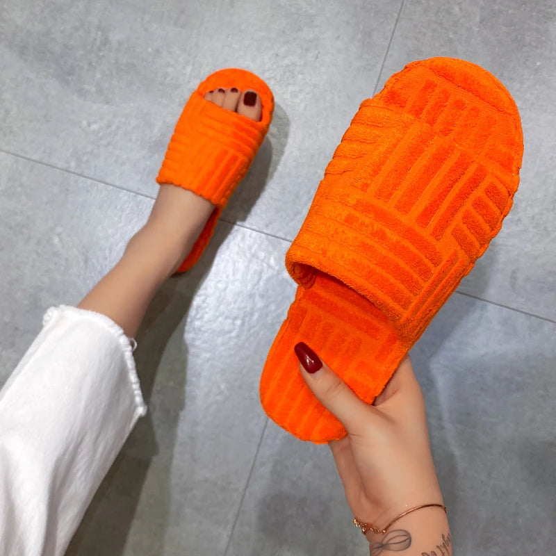 Faux Fur Home Slippers Fluffy Women Slides Comfort Furry Flat Sandals Female Cute Plush Floater Shoes Woman Indoor Flip Flops