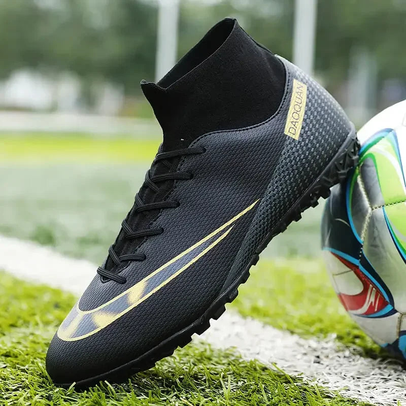 Brand New Men Soccer Shoes Professional Comfortable Futsal Grass High Quality Training Sport Match Football Boots Ultralight