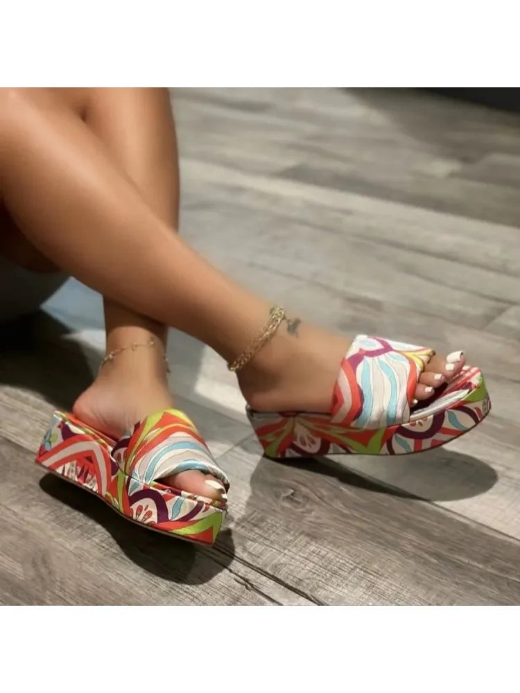 New Thick Sole Slippers Women's 2024 Large Ethnic Style Slippers Simple Beach Fashion Colorful Sandals Women's Versatile Summer