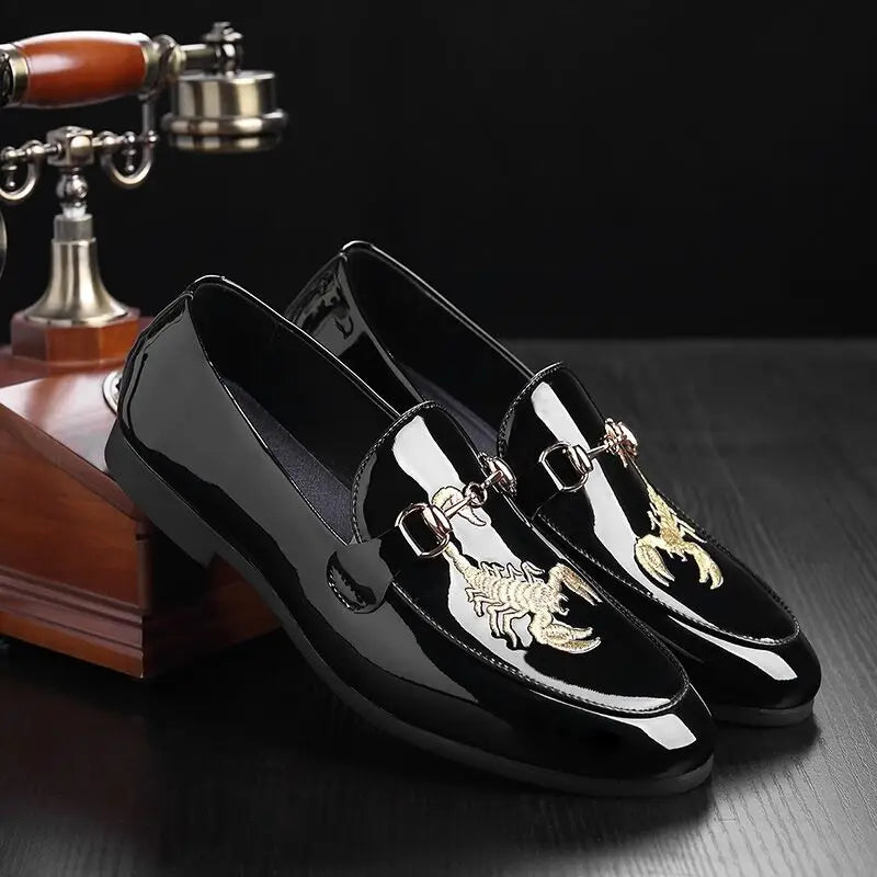 Stylish Big Size Black Patent Leather Shoes Men Gold Embroidery Scorpion Dress Shoes Horsebit Loafers Night Club Shoes