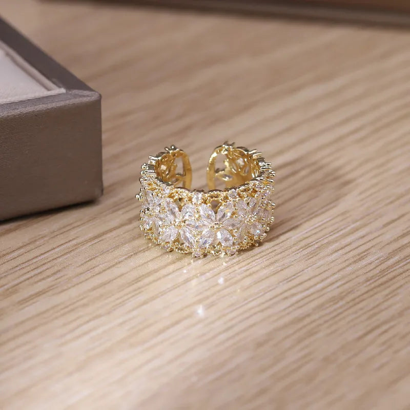 Korea New Design Fashion Jewelry Luxury Shiny Zircon Flower Ring Elegant Urban Women Daily Work Open Ring