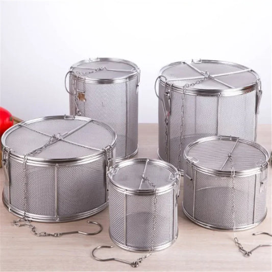 big 25*25cm 304 Stainless Steel Seasoning Bag Gravy Soup Taste Spice Box tea meat Basket pot Slag Separation Colander Strainer