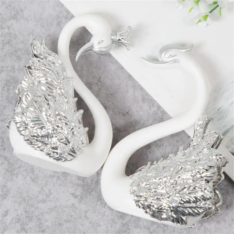 Swan Couple Figurine Home Decor Theme Statue Cake Topper Car Interior Living Room Wedding Decoration Accessories