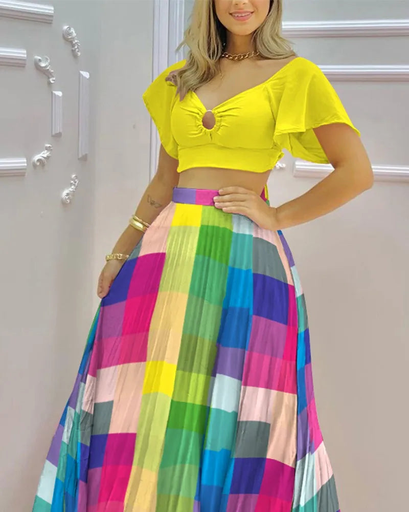 Solid O-Ring Crop Top & Colorful Plaid Skirt Set