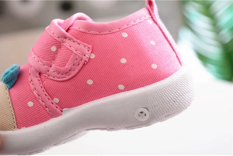 New Infant Kids Baby Cartoon Anti-slip Anti kicking functional shoe Soft Sole Squeaky Sneakers Babyslofjes Chaussures Bebe Fille