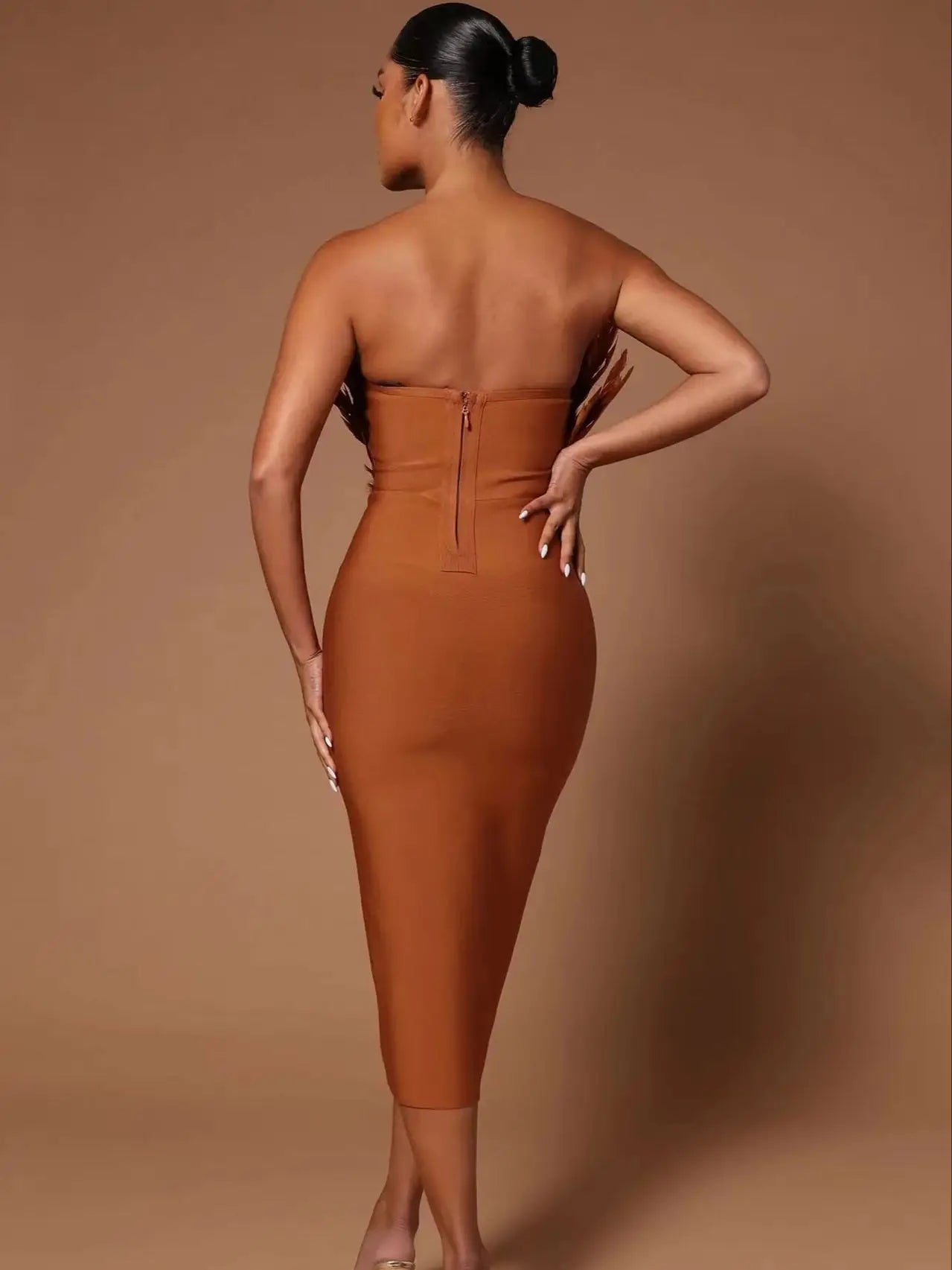 Summer Fashion Women Sexy Strapless Brown Hot Pink Feathers Bodycon Bandage Dress Elegant Midi Evening Club Party Dress