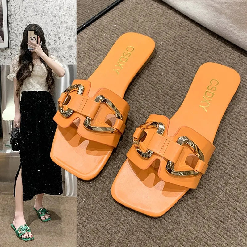 Women's Casual Plus-size Metal Buckle Flat Slippers New for Spring/Summer 2024 Beach Shoes for Women Zapatos De Mujer