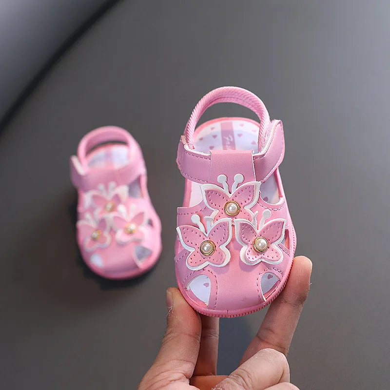 Baby Shoe Baby Girl Sandals Summer Girls Sounding Shoes Non Slip Soft Soles 1-3Year Old Children Princess Walking Shoe Bebe Niña