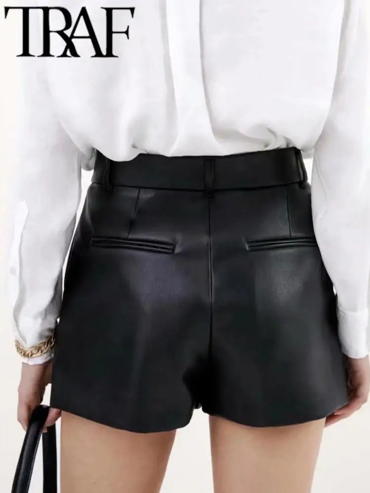 TRAF 2024 Women Fashion Faux Leather Shorts High Waist Side Pockets Vintage Zipper Fly Female Wide Leg Shorts Streetwear Ropa